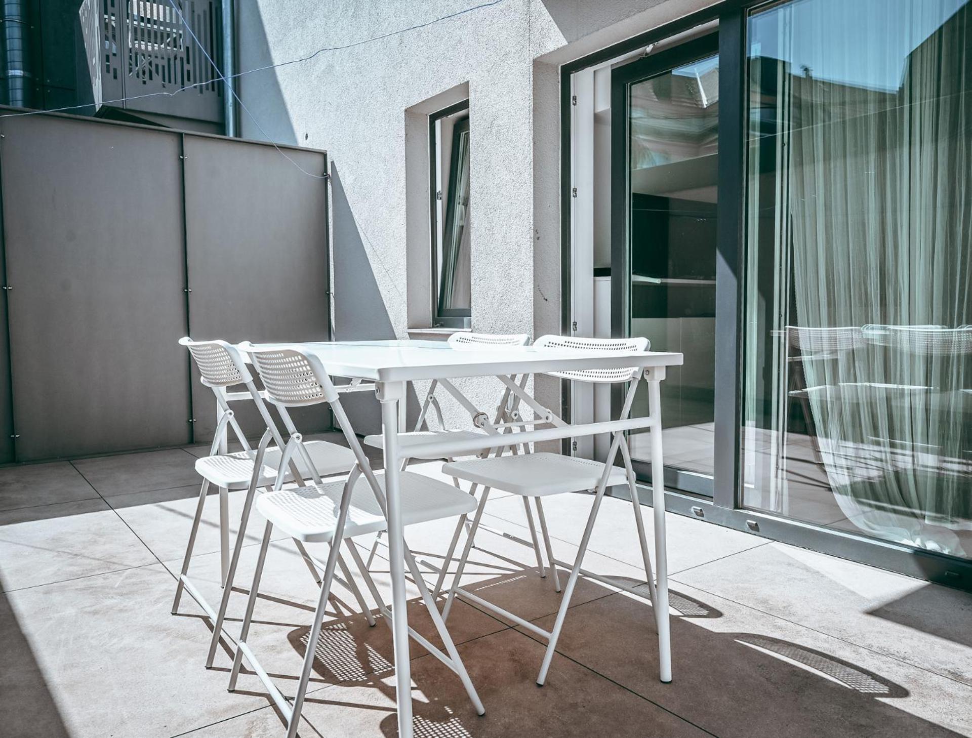 Wake Up Esch City Exterior photo